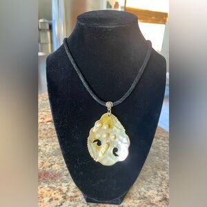 Vintage Genuine Blister Pearl Pendant Necklace